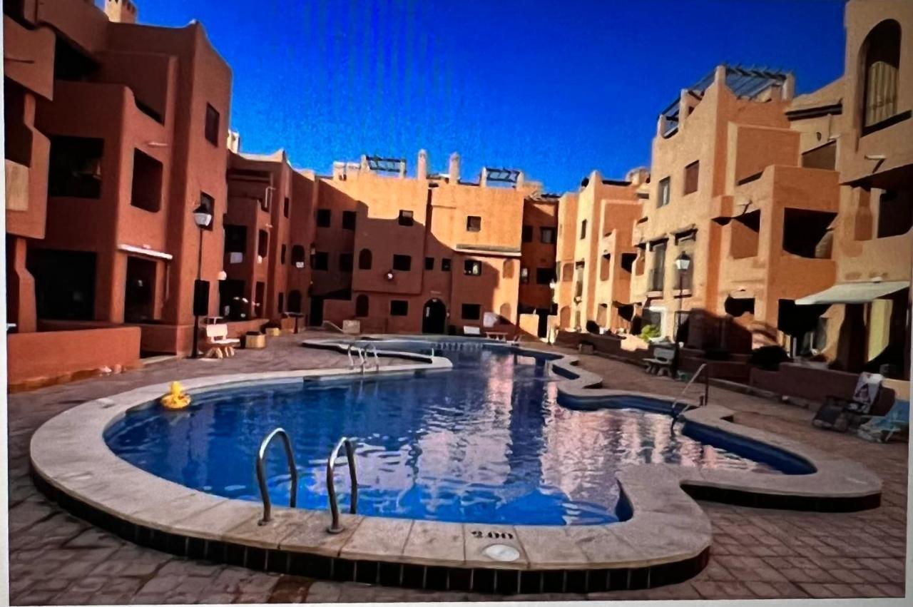 Three Bedroom Apartment With Pool In Torrevieja Ngoại thất bức ảnh