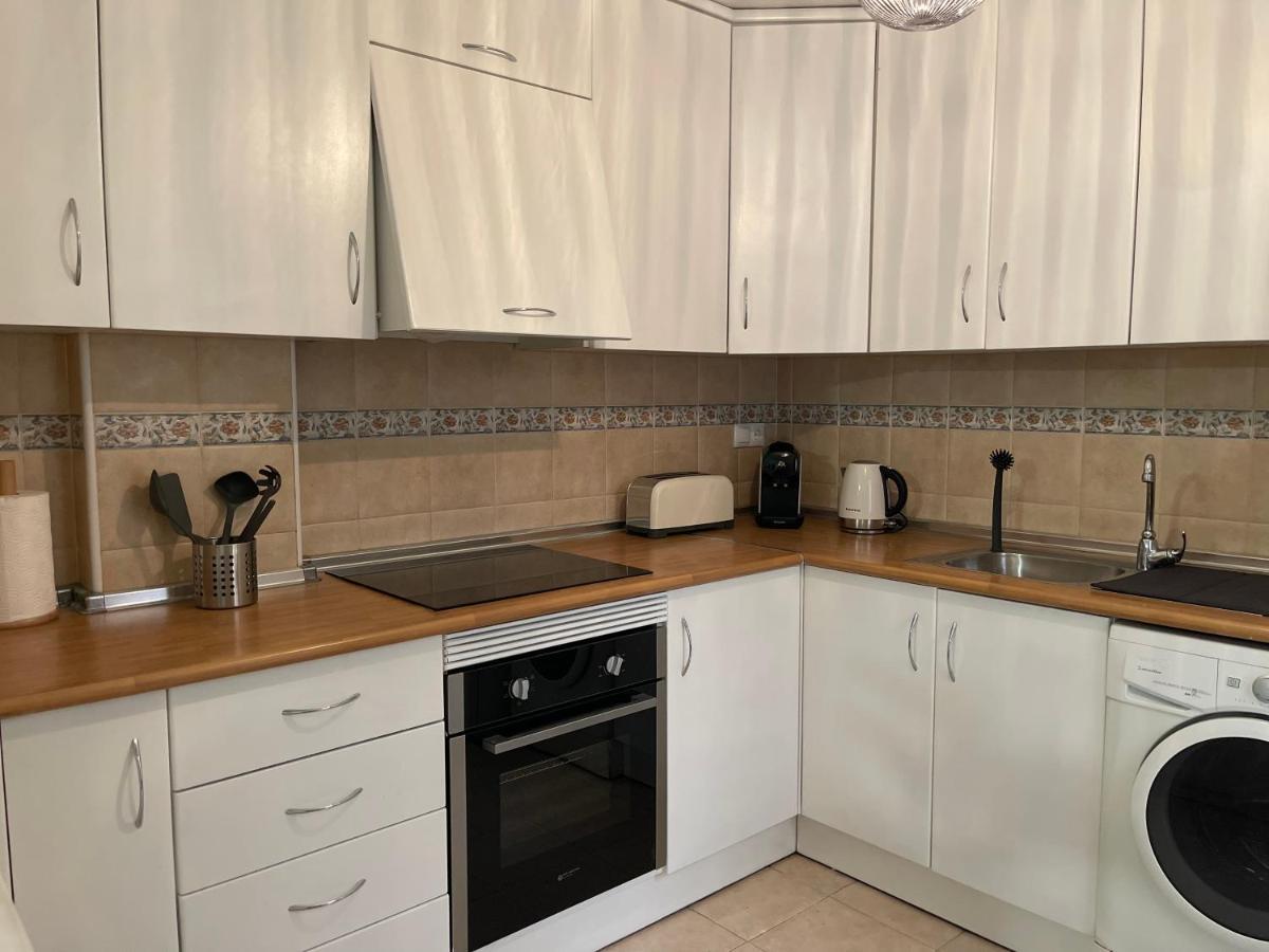 Three Bedroom Apartment With Pool In Torrevieja Ngoại thất bức ảnh