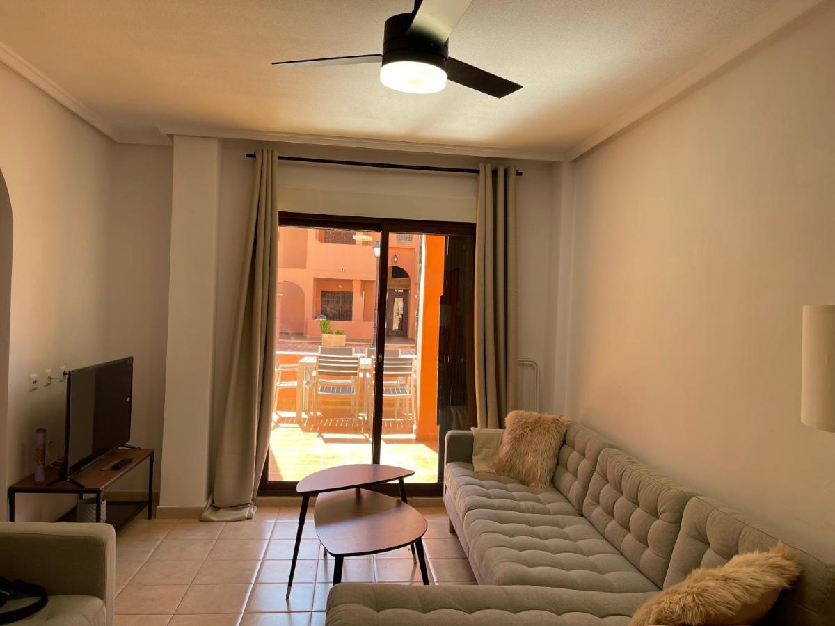Three Bedroom Apartment With Pool In Torrevieja Ngoại thất bức ảnh