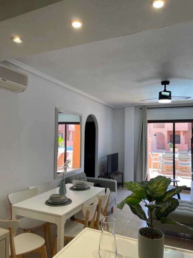 Three Bedroom Apartment With Pool In Torrevieja Ngoại thất bức ảnh